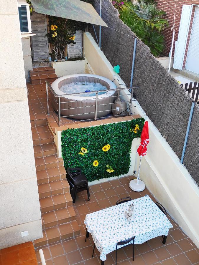 Beach House. Casa Con Piscina Privada Calafell Luaran gambar